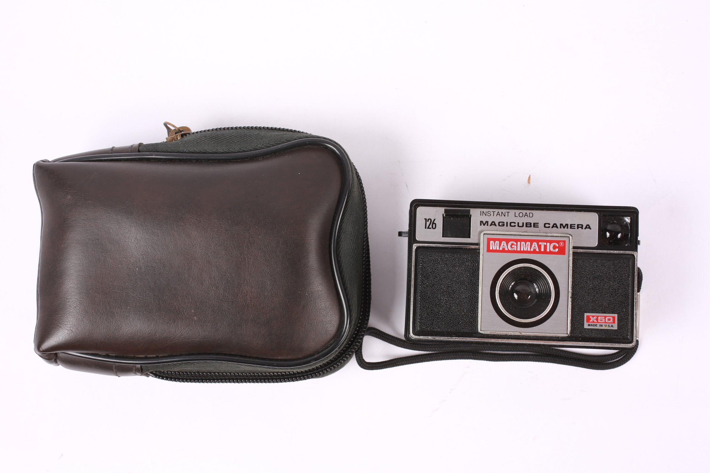 Vintage Magimatic Magicube 35mm Camera