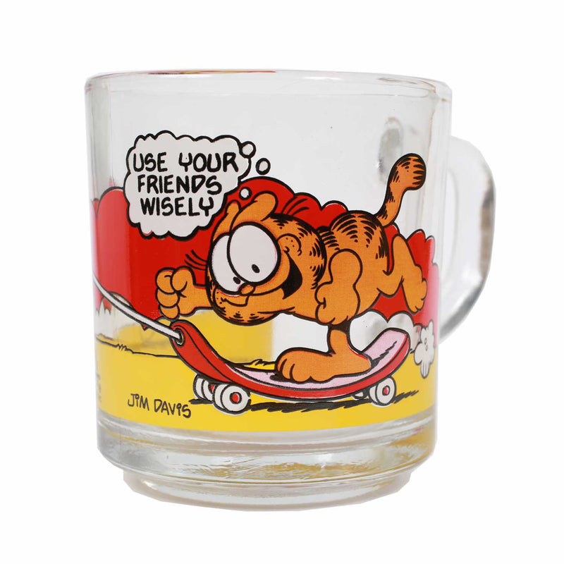 GARFIELD USE YOUR FRIENDS GLASS MUG FRONT