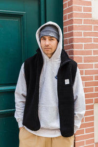 Magenta Skateboards Norte Sherpa Vest Black