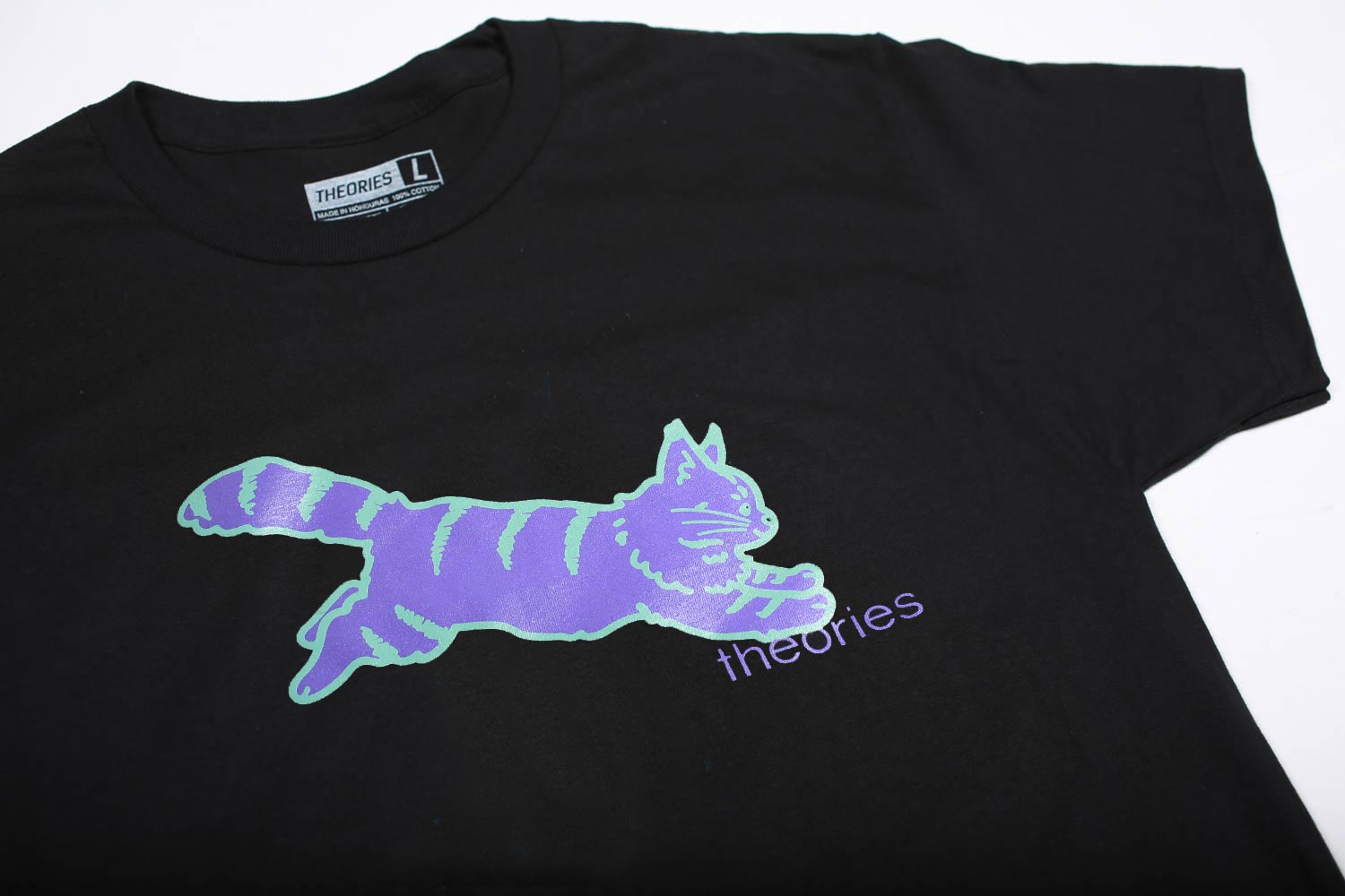 Theories Conscious Kitty Tee Black
