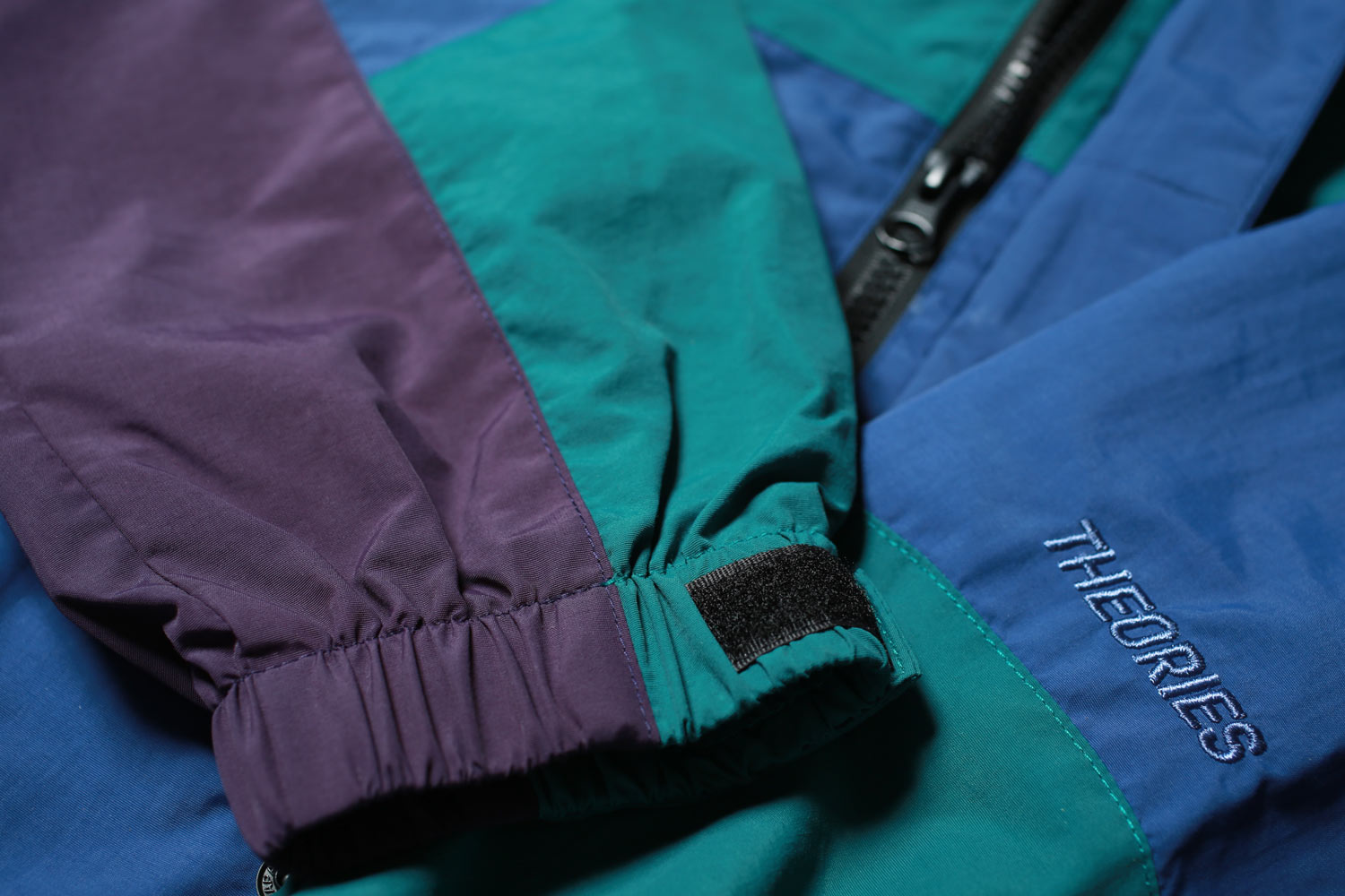 Theories Gale Shell Jacket Blue and Green
