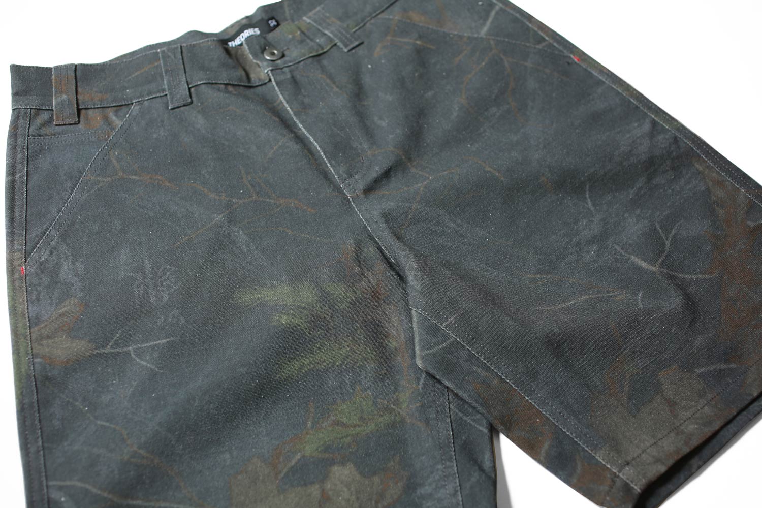 Theories Cadet Shorts Ash Timber Camo VORBESTELLUNG
