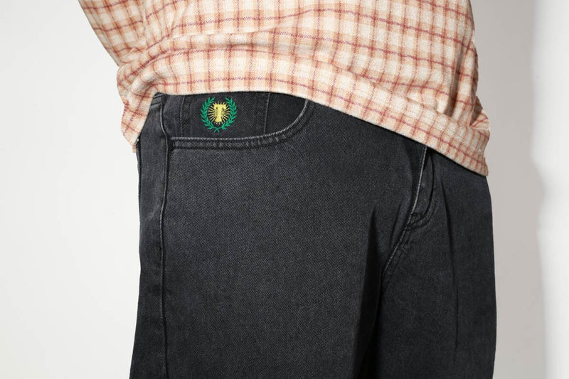 Theories Plaza Jeans Washed Black