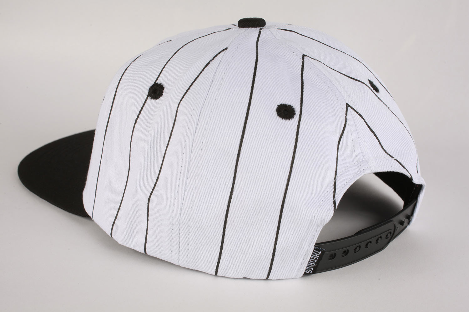 Theories Speedway Snapback Hat Pinstripe VORBESTELLUNG