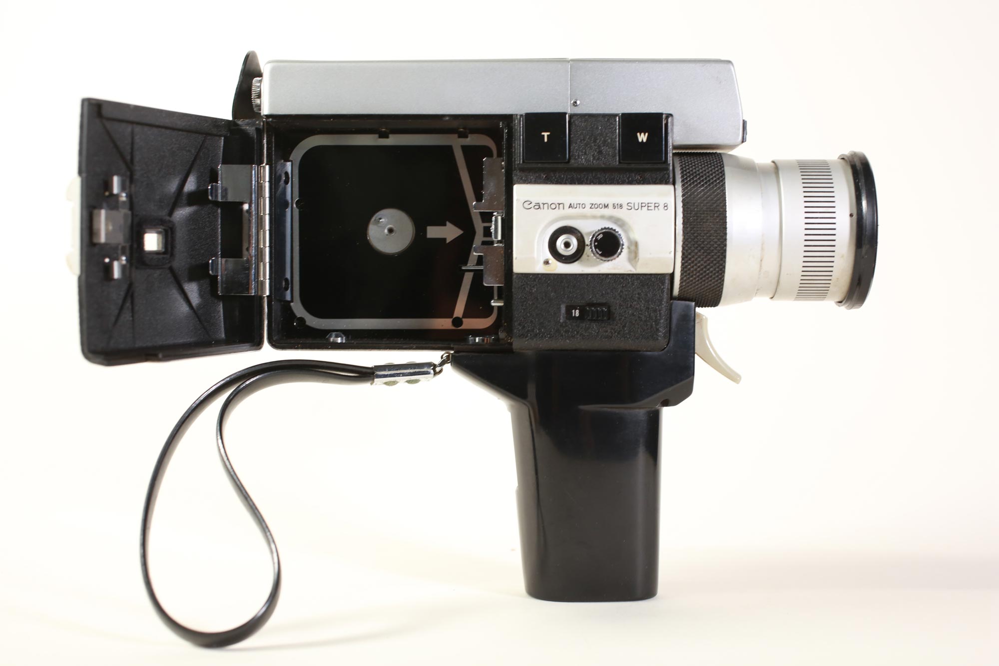 Vintage Canon 518 Auto Zoom Super 8 Camera With Case (WORKS