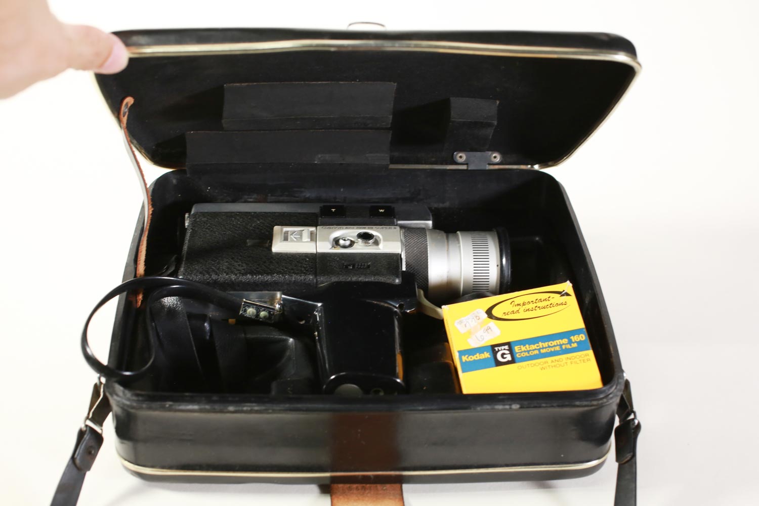 Vintage Canon 518 Auto Zoom Super 8 Camera With Case (WORKS