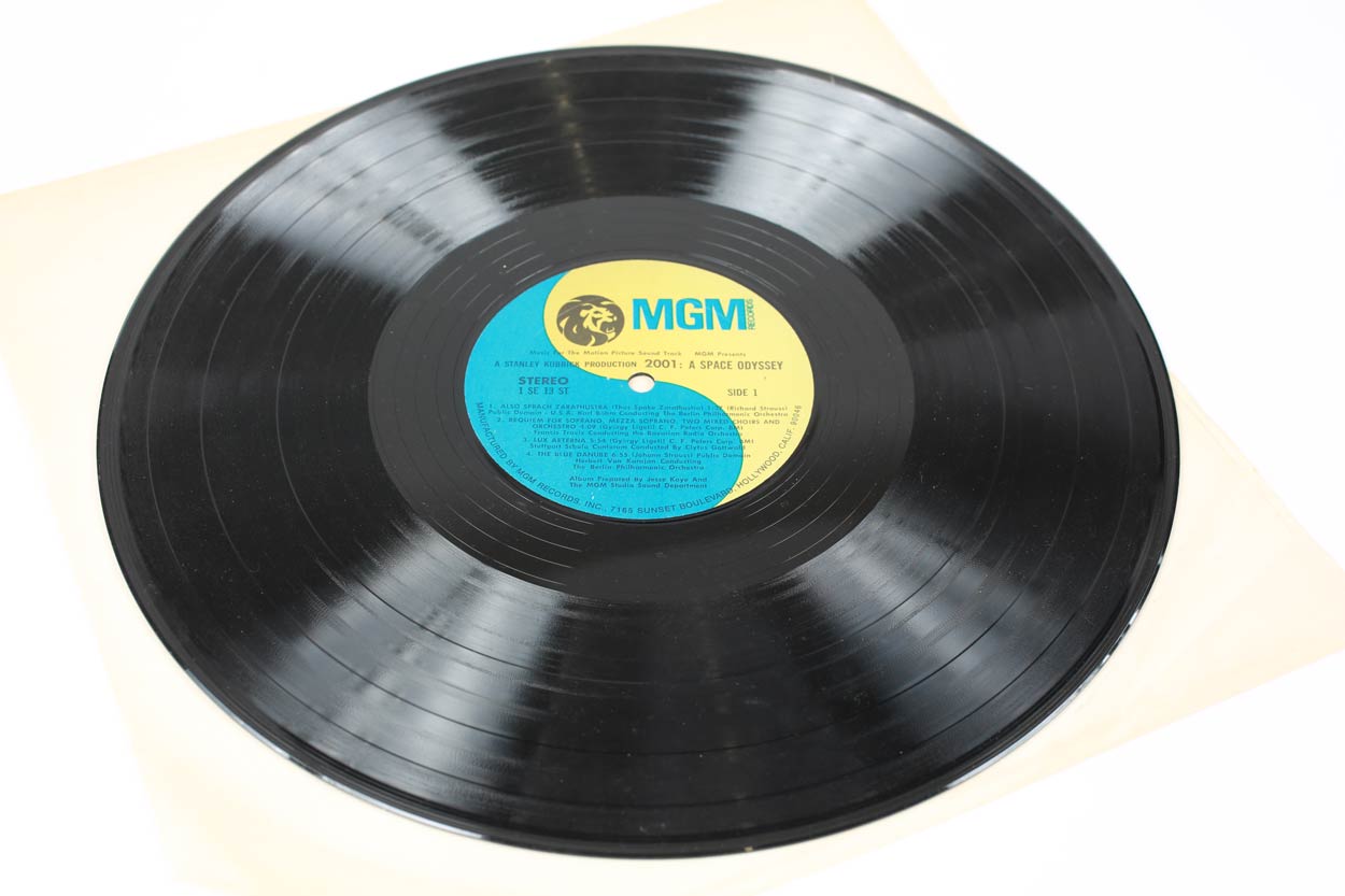 Vintage 2001 A Space Oddyssey Soundtrack Vinyl LP 1968