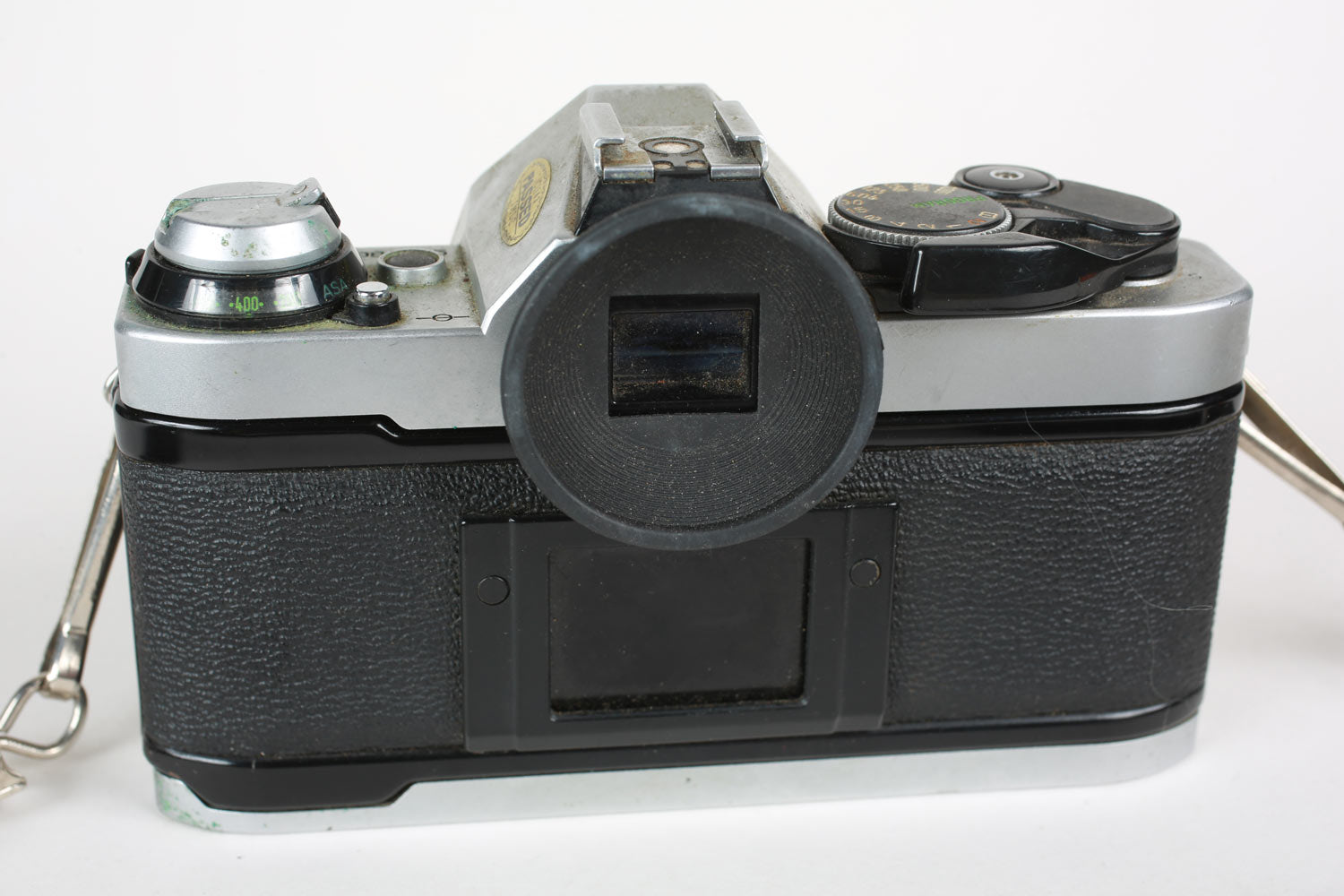 Vintage Canon AE-1 Program 35mm Film Camera Package with 50mm F/1.8 Canon Lens