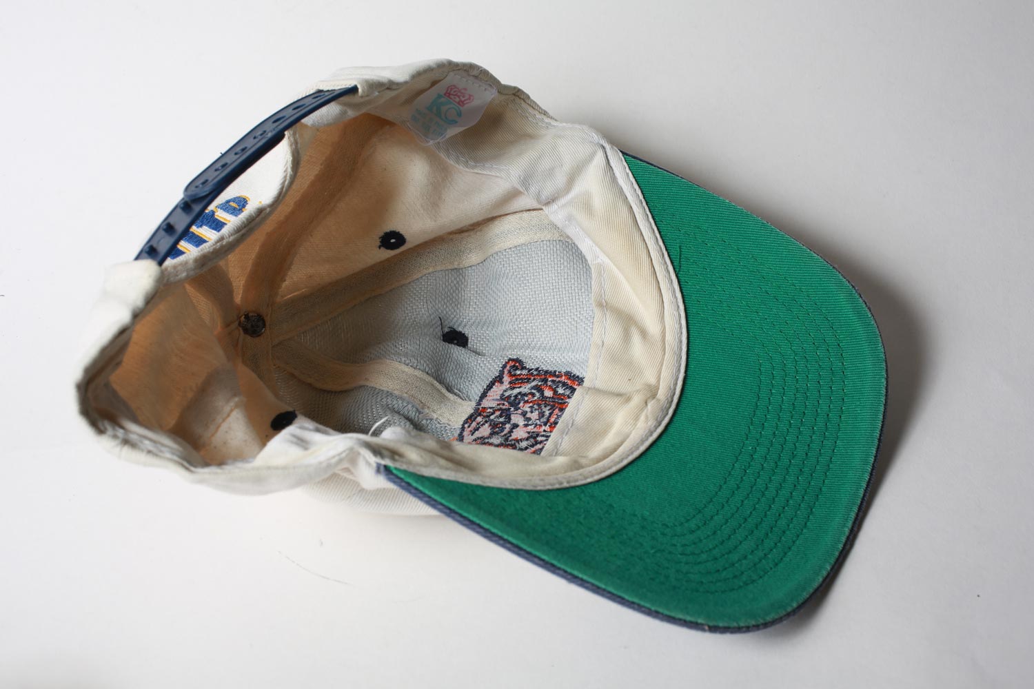 Vintage Chicago Bears Miller Lite Shallow Snapback Hat White & Navy