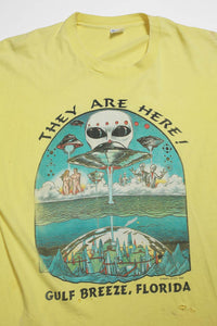 Vintage 1993 Gulf Breeze UFO Alien Tee Yellow XL