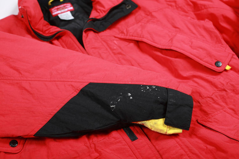 Vintage Marlboro Country Store Duck Down Jacket Red and Black S