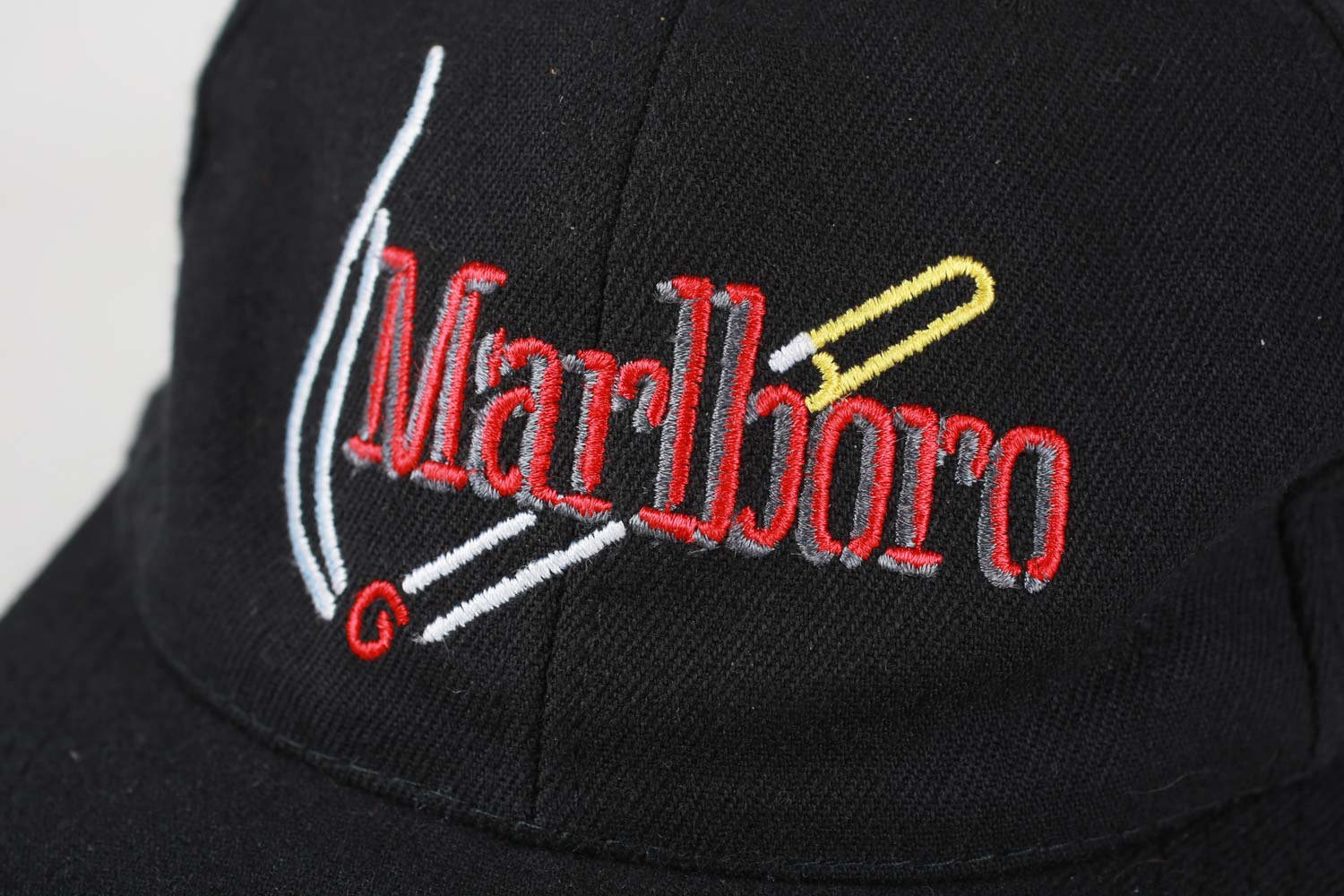 Vintage 90's Marlboro Embroidered Strap Back Hat Black – THEORIES