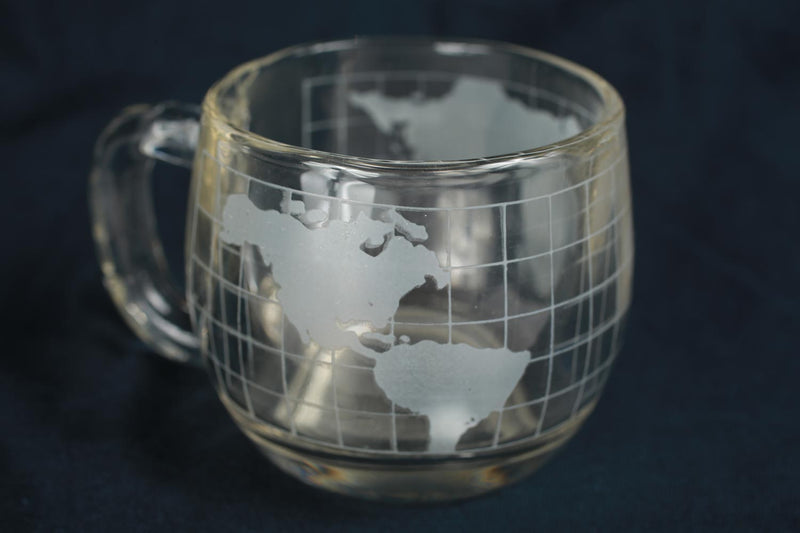 Vintage 1970s Nestle Etched World Map Glass Mug
