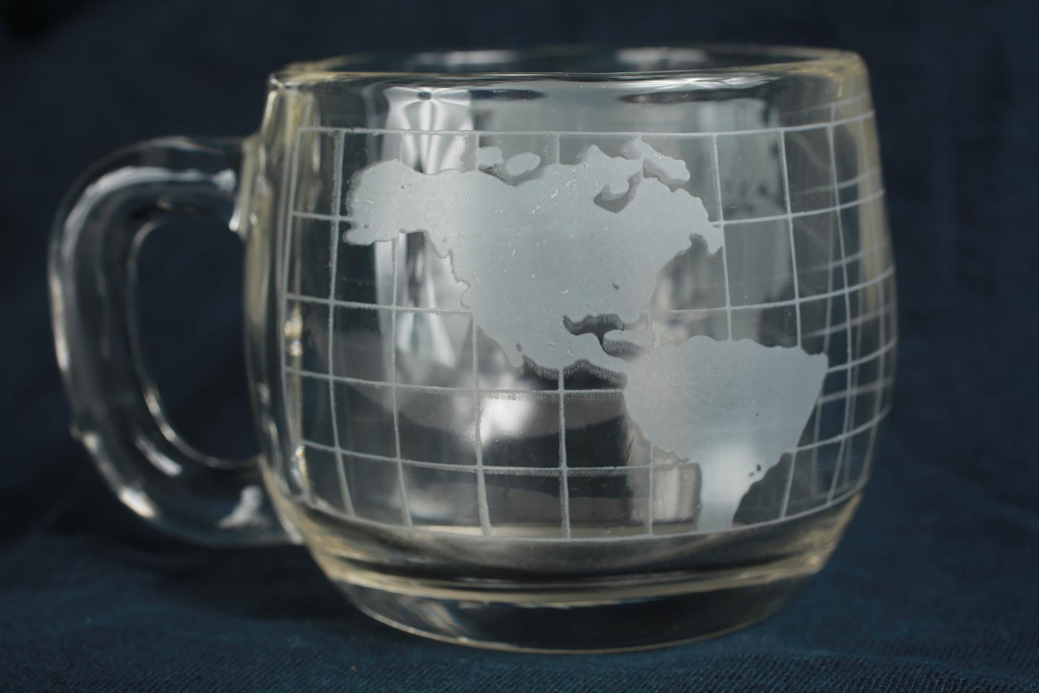 Vintage 1970s Nestle Etched World Map Glass Mug
