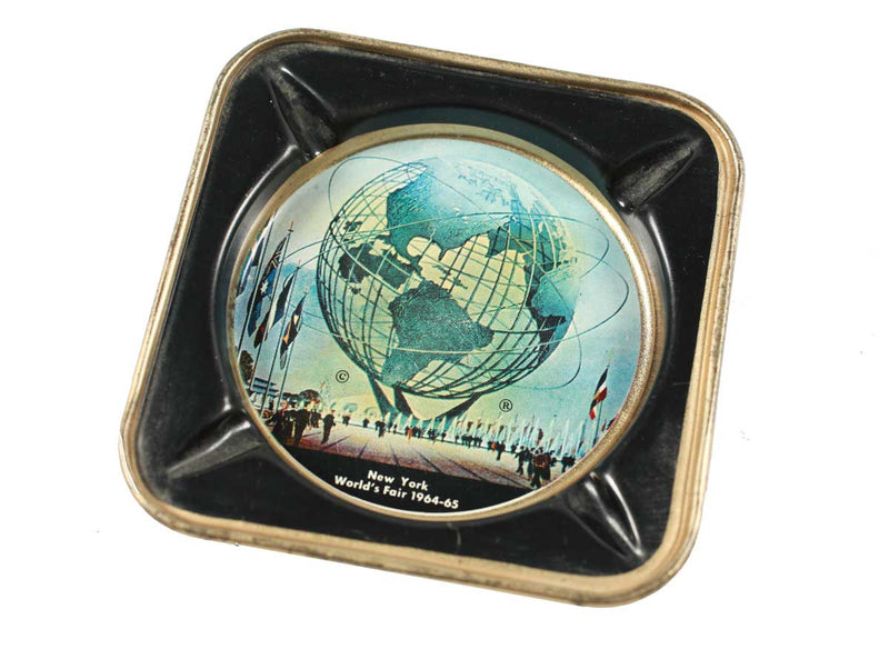 VINTAGE-NEW-YORK-WORLDS-FAIR-1964-ASH-TRAY-DETAIL