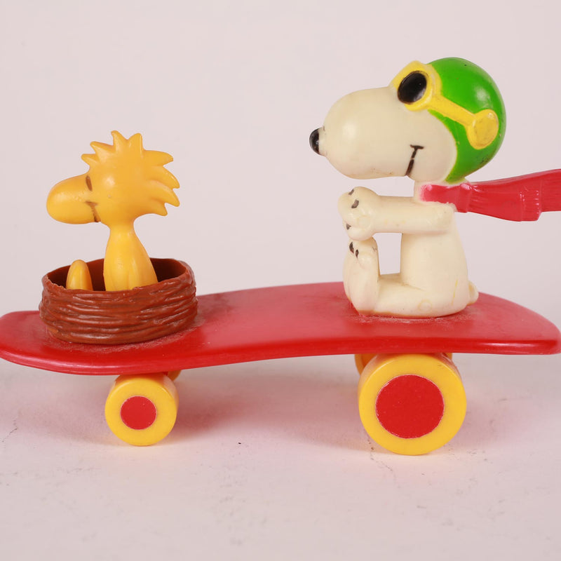 Vintage Peanuts Snoopy and Woodstock Skateboarding Toy