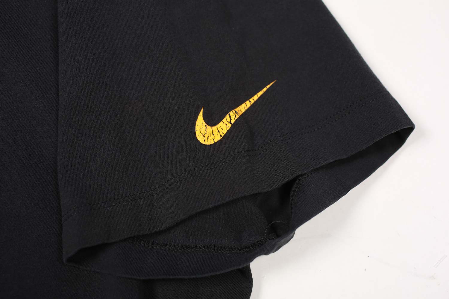 Vintage Nike Roswell Rayguns Tee Black XXL sleeve detail
