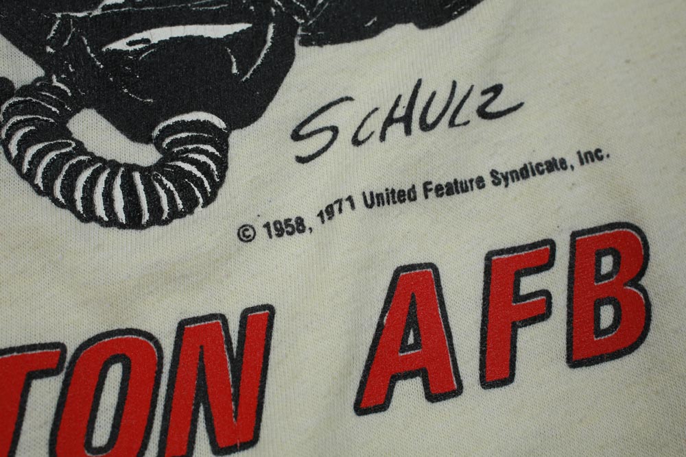 Vintage Snoopy 1980s Air Force Base Tee Yellow M