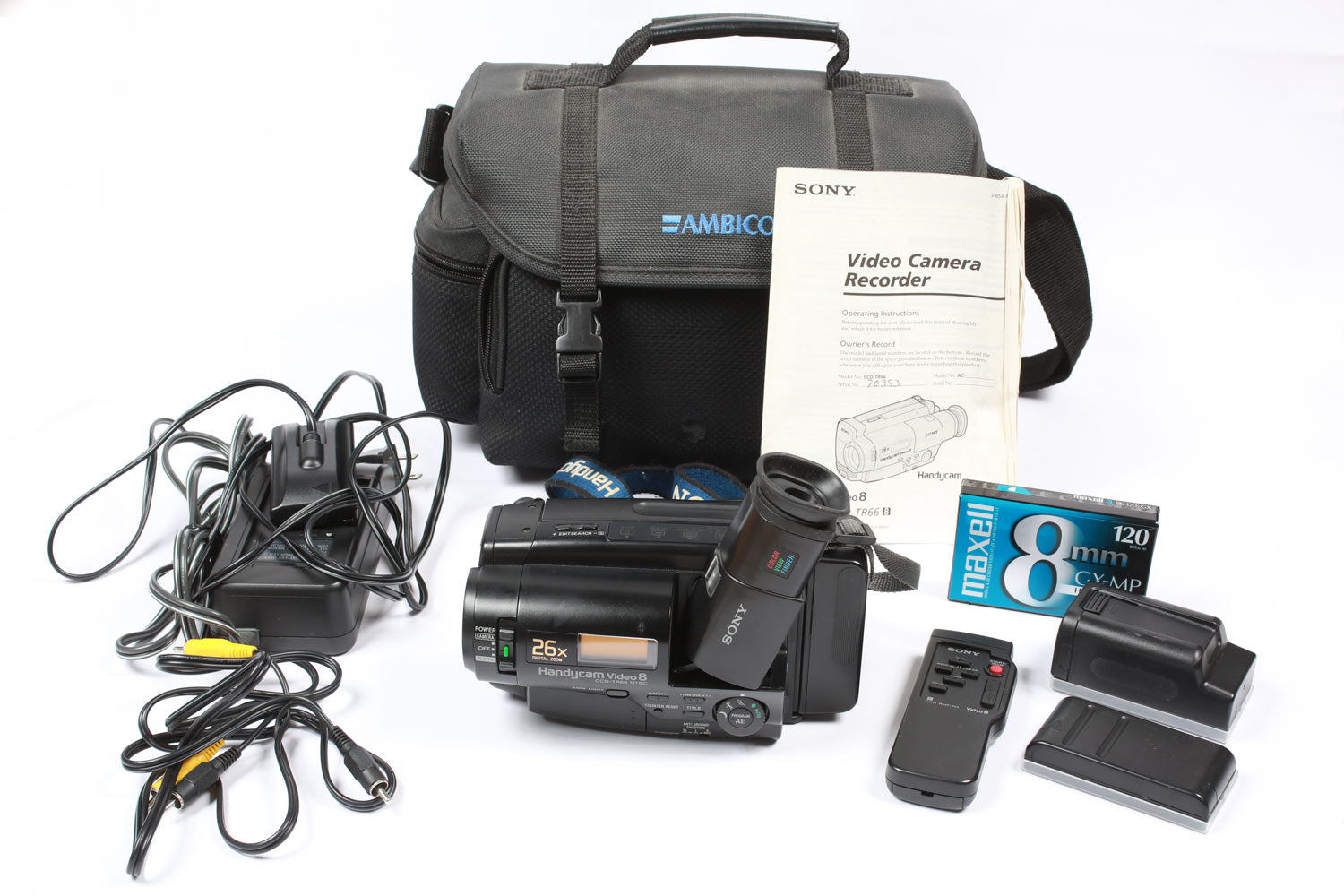 SONY 4K HANDYCAM 本体＆カメラバッグ Vintage Sony Handycam CCD-TR66 8mm Video Camera Bundle – THEORIES