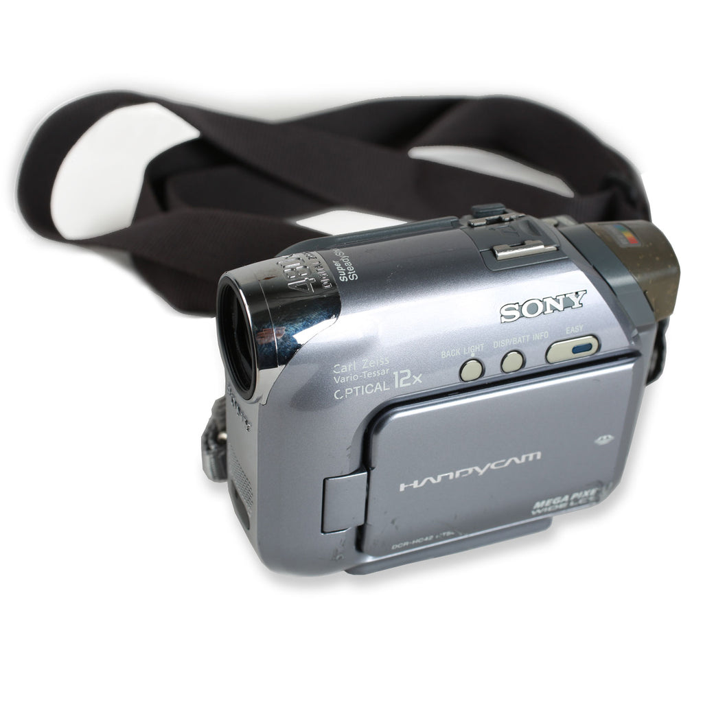 Caméscope Sony Handycam DCR-DVD201E - Non testé - Mini-DVD Caméscope Sony Handycam DCR-DVD201E - Non testé - Mini-DVD