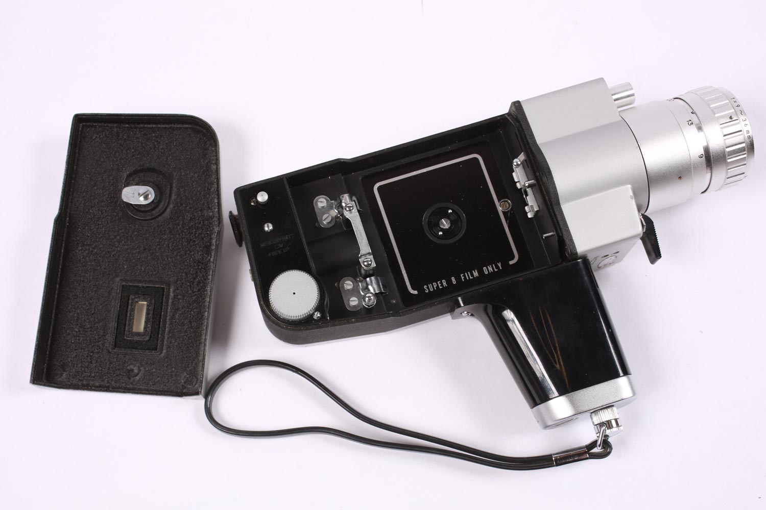 Vintage Technicolor Super VI Super 8 Camera Works – THEORIES OF
