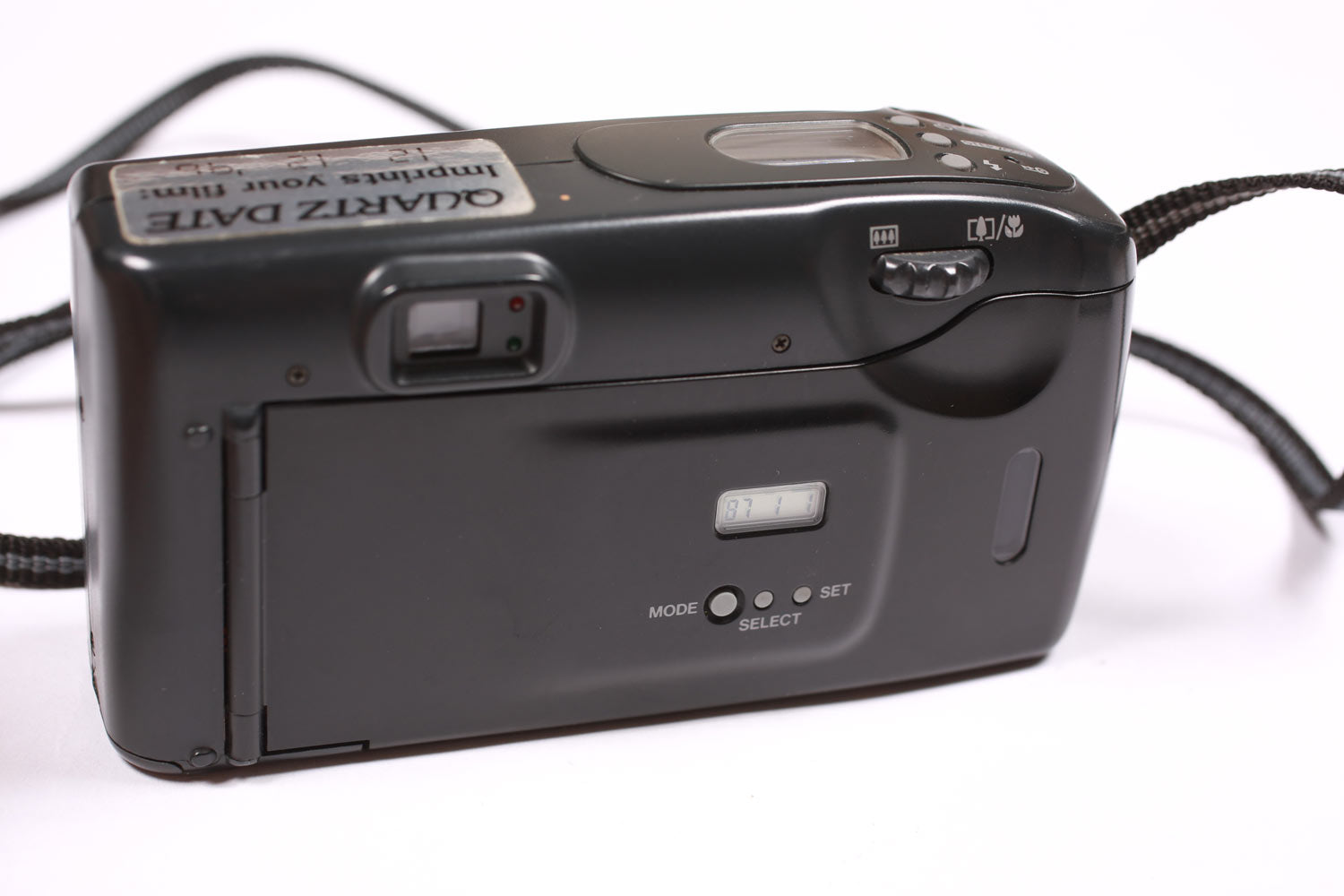 Appareil photo argentique compact vintage Yashica Elite 70 Zoom 35mm