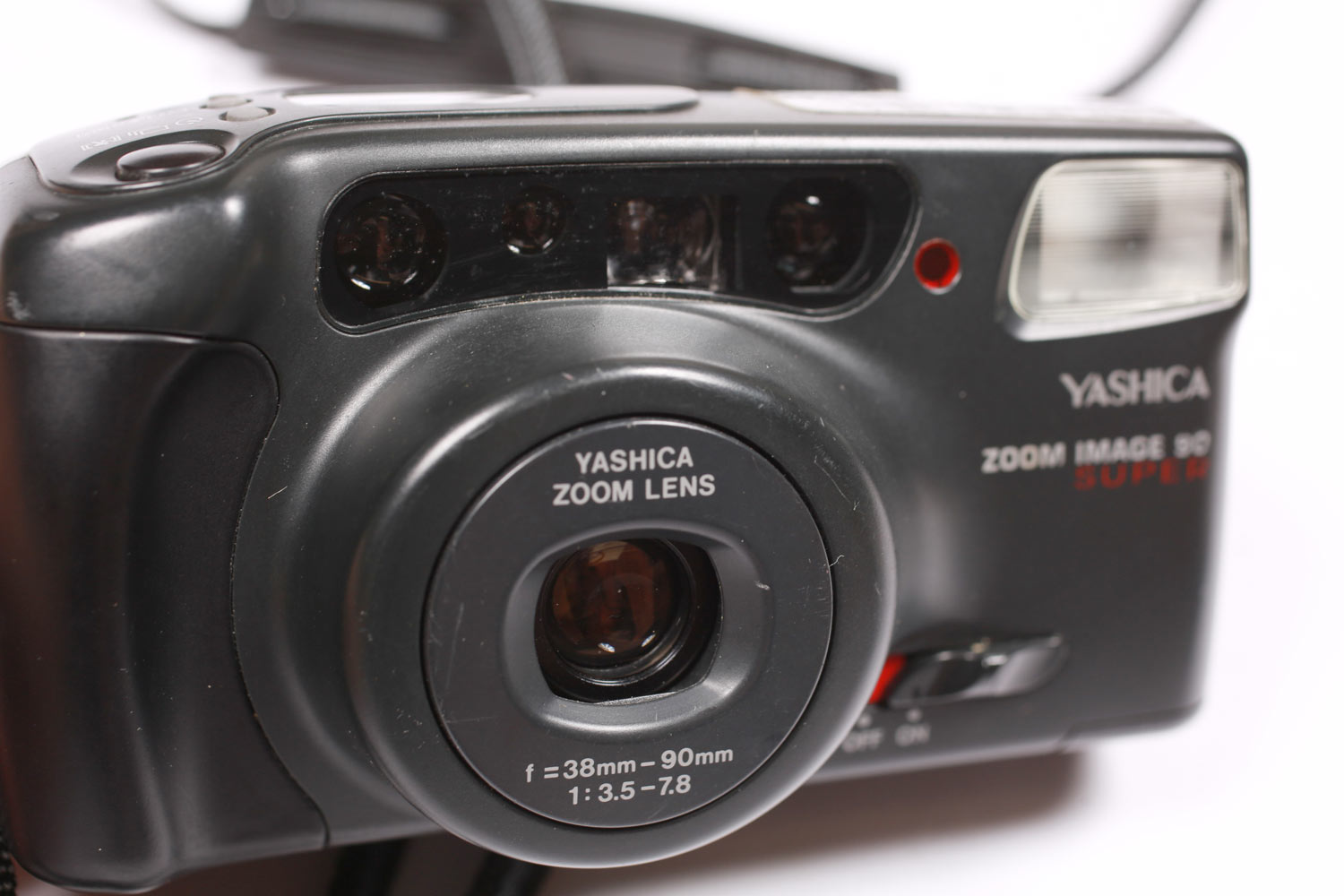 Appareil photo argentique compact vintage Yashica Elite 70 Zoom 35mm