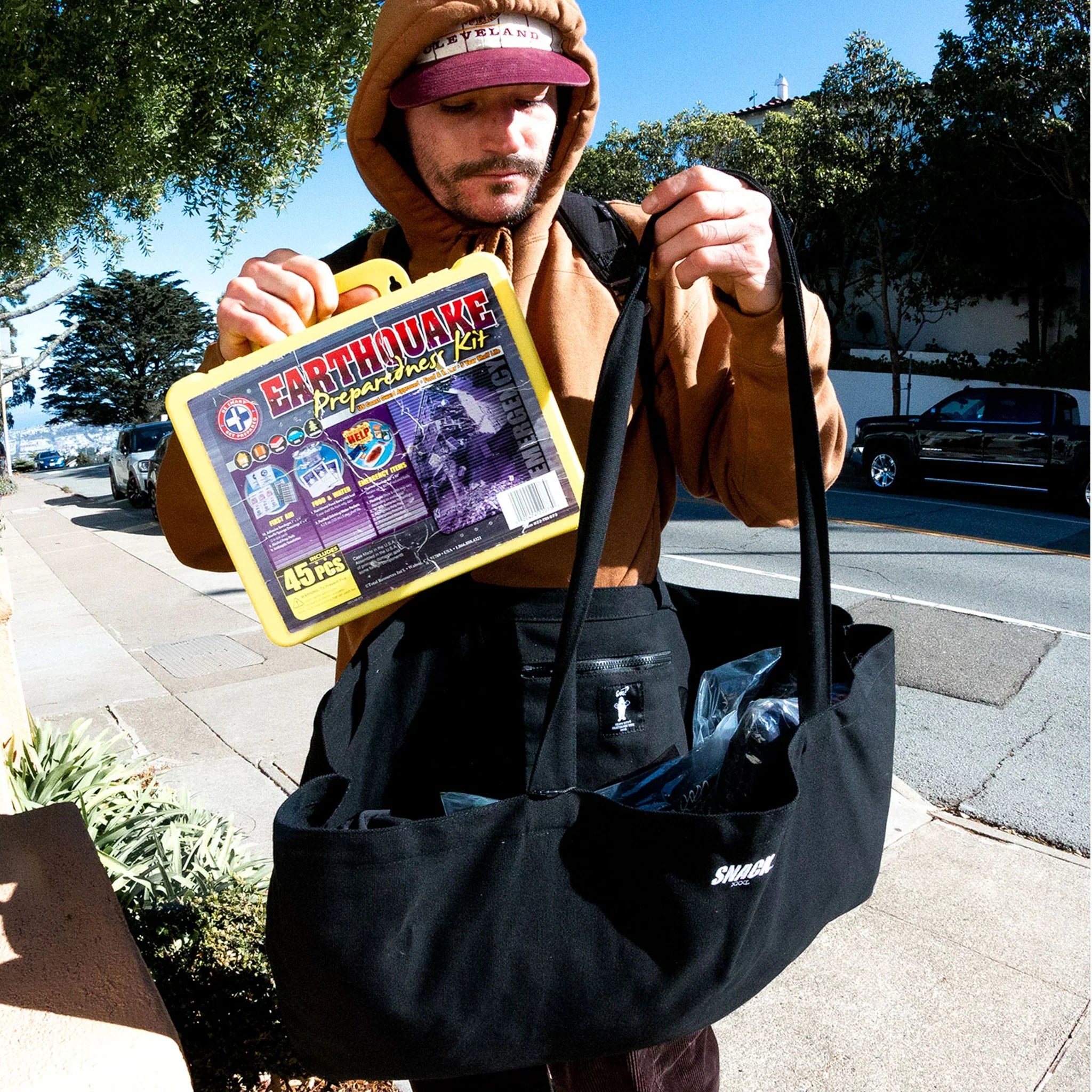 Snack XXXL Tote Black