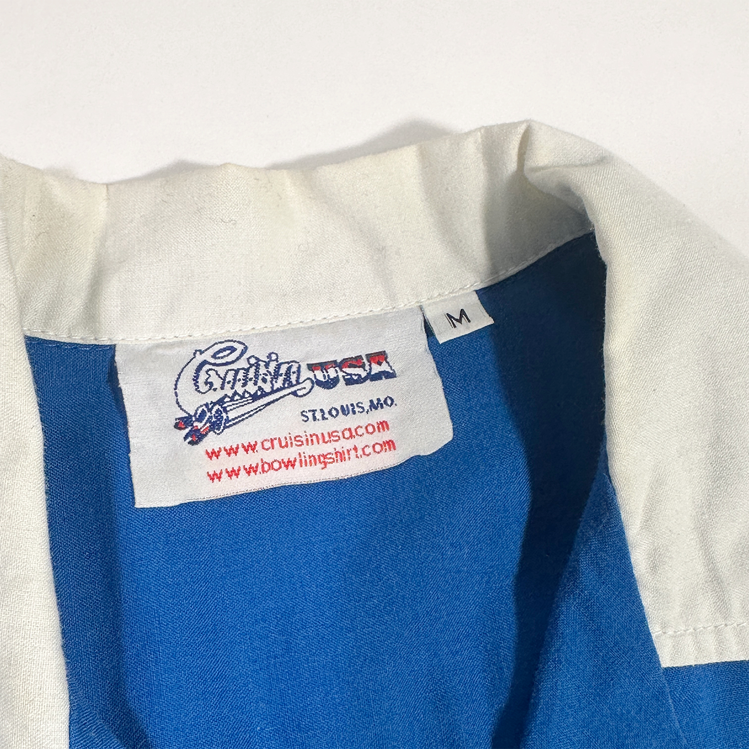 Vintage Vinnie's Pest Control Bowling Shirt Blue M